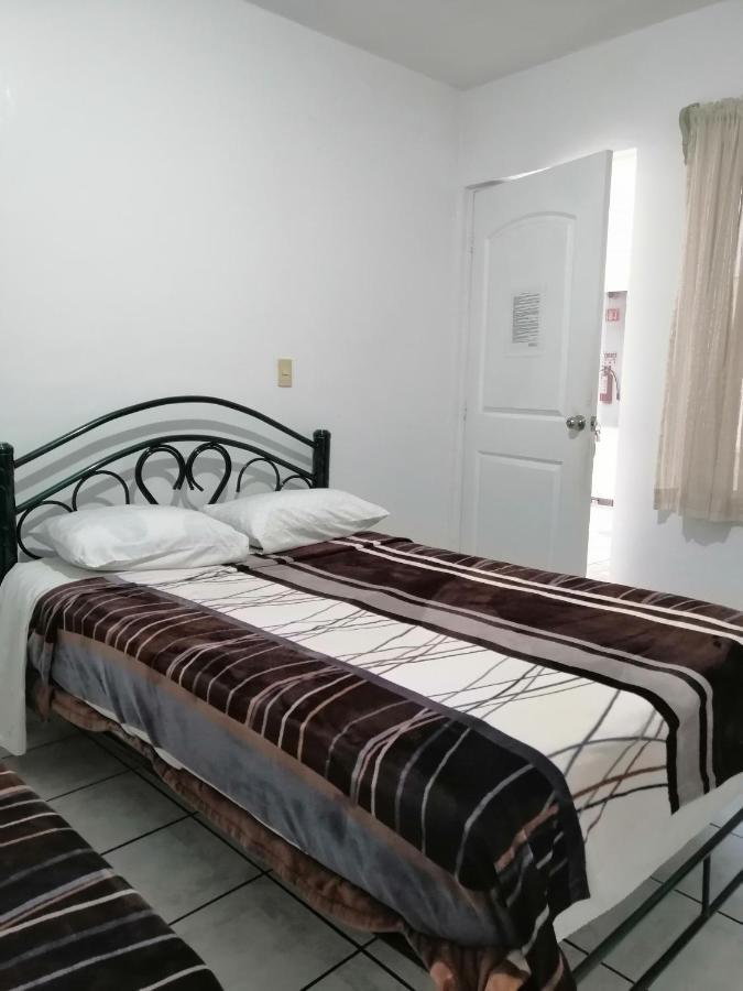 Hostal Maple Querétaro Exteriér fotografie